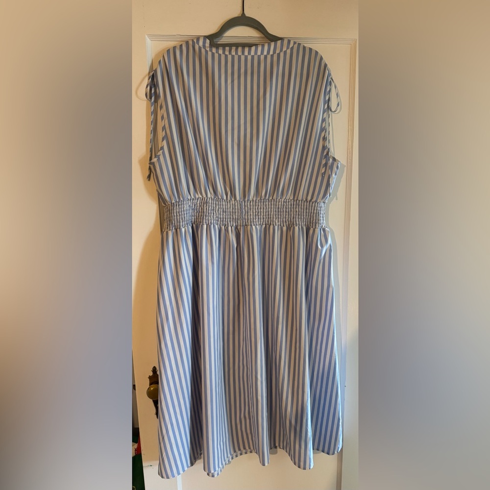 Striped Drawstring Shirred Dolman Sleeve Dress - Picture 3 of 4